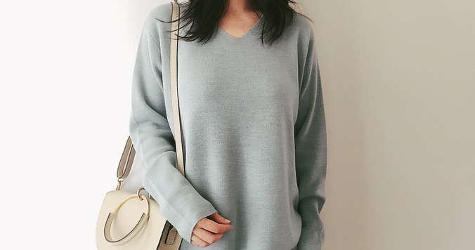 OPAQUEの洗えるニット2990円が人気！　きれい色がポイントの秋コーデ