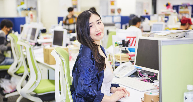 自分の好きなおしゃれを、自分の好きに追求する！　峰なゆかが贈る“ゆるいファッションの参考書”