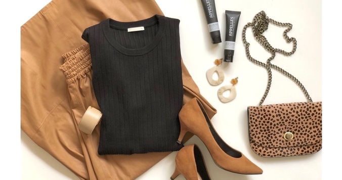 GUリブクルーネックセーターが超優秀！　“イロチ買い”級のおすすめです