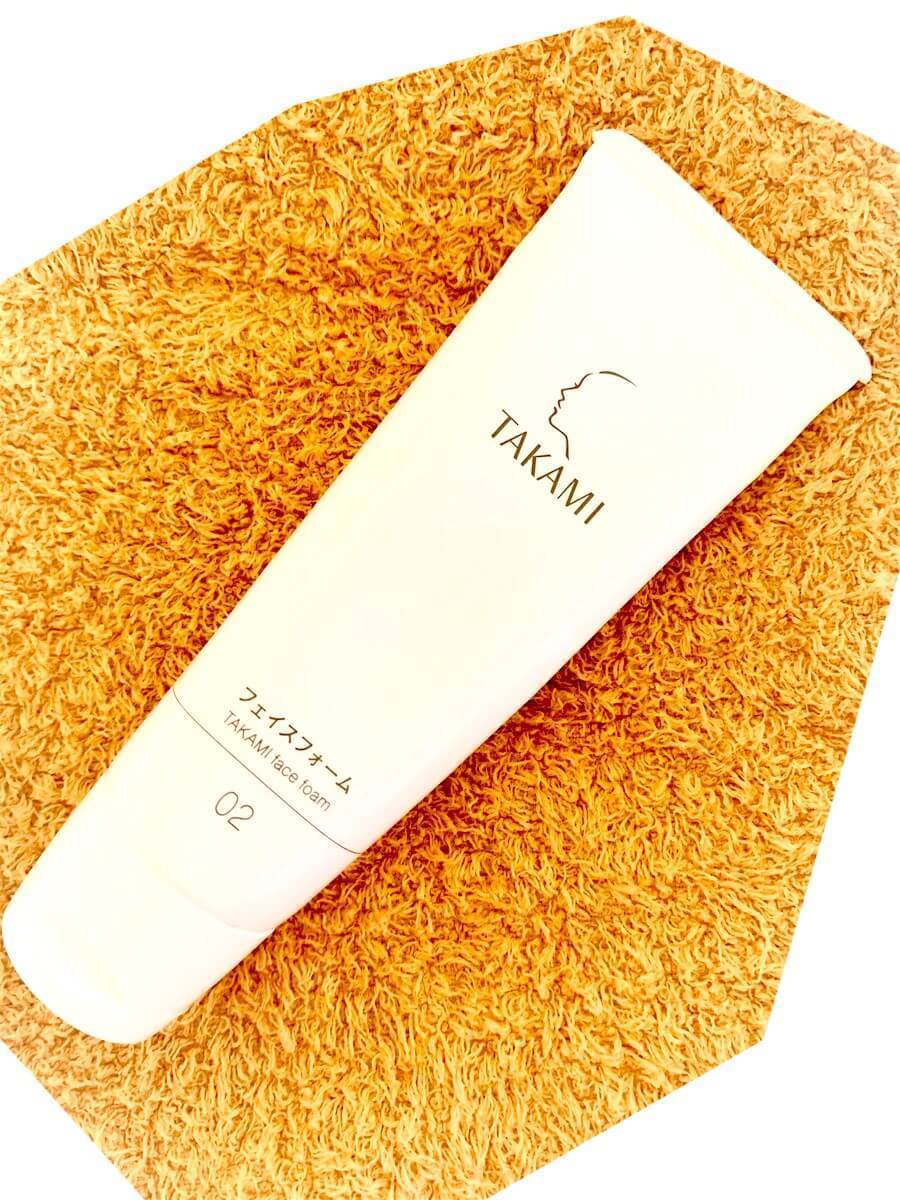 摩擦を起こさない洗顔がシミを防ぐ! タカミのフェイスフォーム