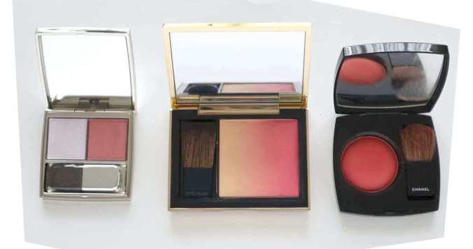 パーソナルカラーから選ぶ！ オトナの女性におすすめチーク３選