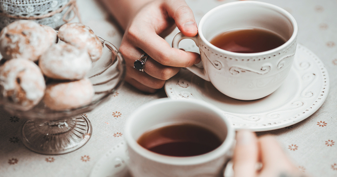 優雅に見える指先のしぐさをマスターしよう