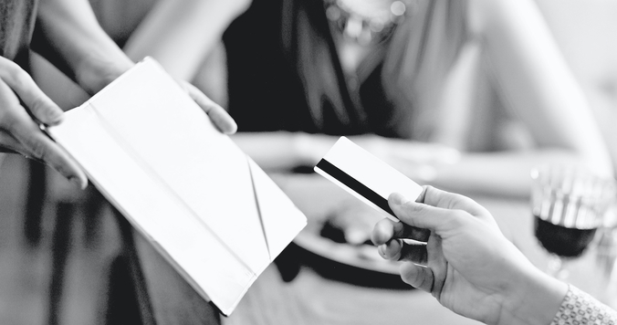 【世界一美しいふるまいとマナー】レストランでの会計のしかた