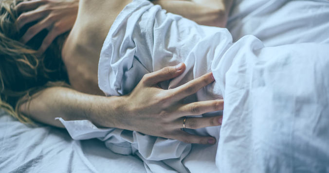 女性特有の最も深刻なセックスの悩み～「性交痛」を解消するヒント～