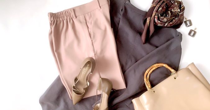 【GU】オンオフ使えて優秀！ 大人におすすめのカットソーカラースラックス