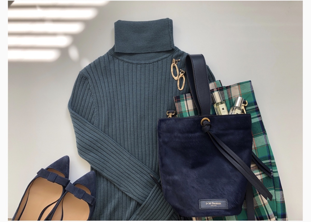 【Uniqlo U】この秋、タートルネックセーターを指名買い！ 旬顔コーデが叶う優秀アイテム 