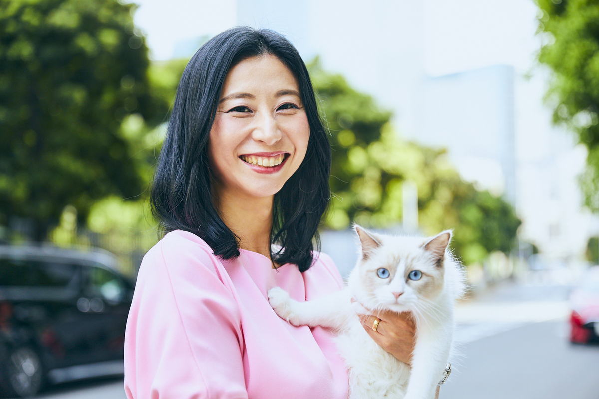 自分に嘘をつけない 三浦瑠麗が葛藤しながら歩いてきた自分らしい道 Dress ドレス