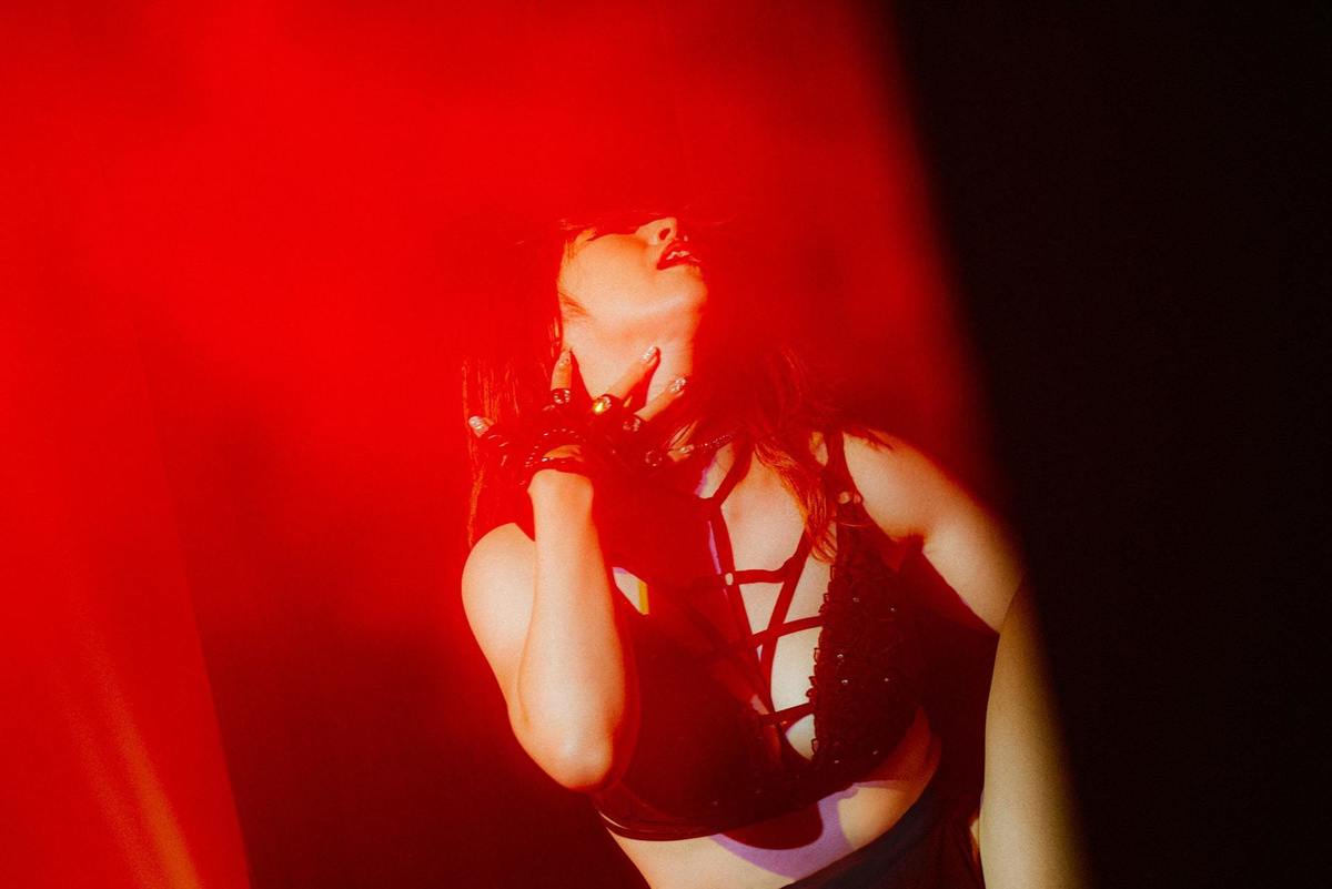 初心者でも楽しめるストリップ！ 女性ファン急増の理由とは？【編集部体験談も】