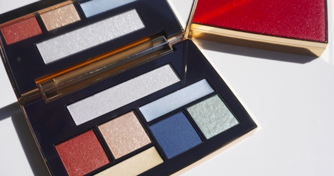 ​​【スウォッチ付き】Amplitude｜７色３質感の限定アイカラーパレットを試してみた