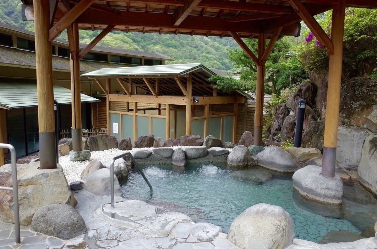 大自然と温泉、薔薇に癒やされる!マザーズウイークに贈りたい宿泊プランを体験