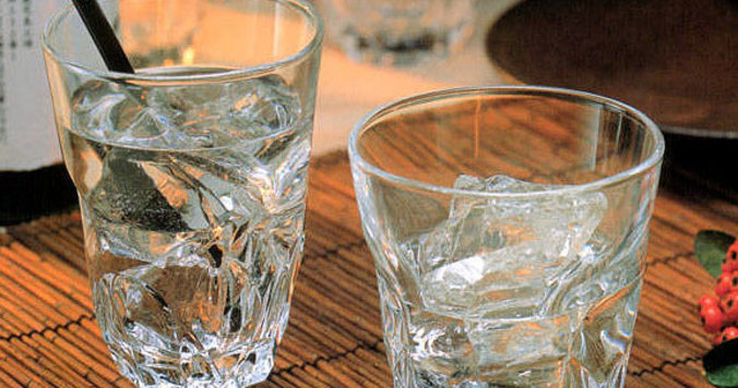 リンゴ酢、牛乳、コーヒーまで…焼酎の割り方いろいろ