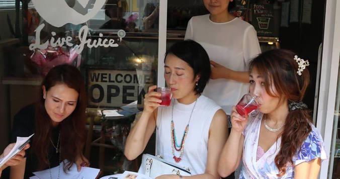 Live Juice×DRESS 美味しく美肌に、オリジナルコールドプレスジュースを開発