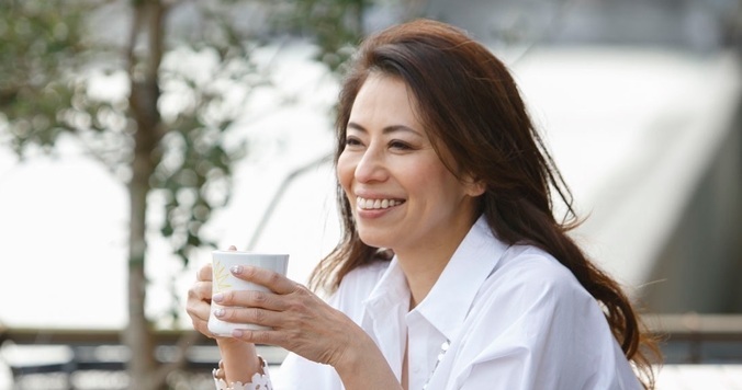 美しく歳を重ねる人は、迷いなく“引き算”できる