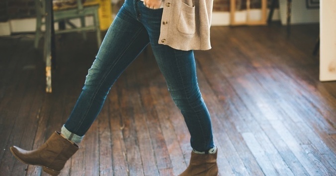 ブーツとタイツの正しいマナーを身につけて。年末年始も靴で女の品格を上げる！