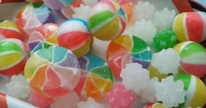 飴を配る女ーー運気を呼ぶ習慣をしなやかに生きる先輩に学ぶ