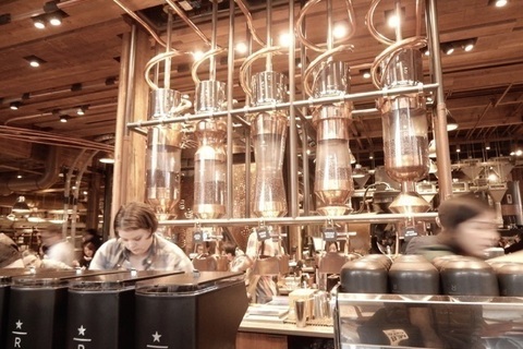 コーヒーの首都シアトルにしかない、新感覚のスタバを訪問【オトナの美旅スタイル #17】