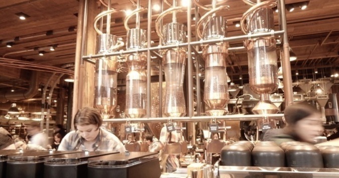 コーヒーの首都シアトルにしかない、新感覚のスタバを訪問【オトナの美旅スタイル #17】