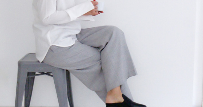 GUのスリッパシューズ投入で、足元に春の抜け感を【デキる女の決断クローゼット#17】