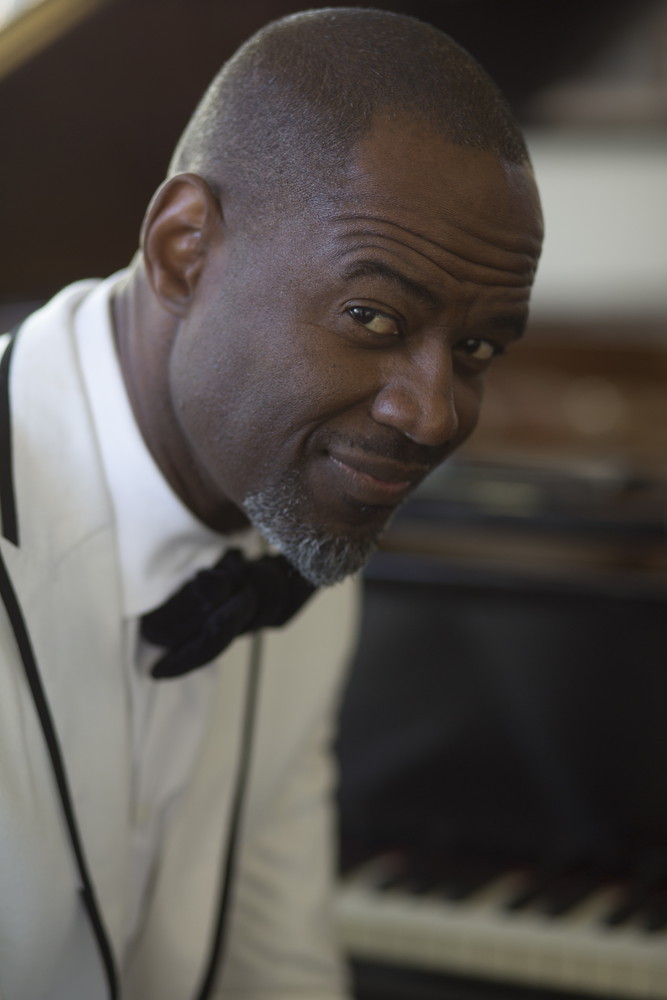 【ビルボードライブ東京/大阪】ブライアン・マックナイト公演にペアでご招待!