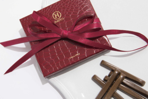 「HACCI」のスティックチョコレート【贈り物上手のとっておきギフト・アイディア #08】