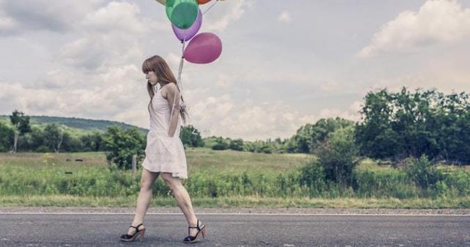 休日のご近所ファッションこそおしゃれの冒険を