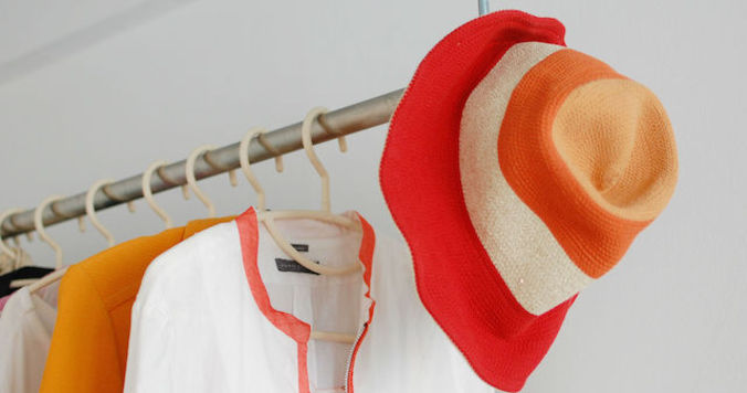 すっきりしたクローゼットのために厳選したMY定番服