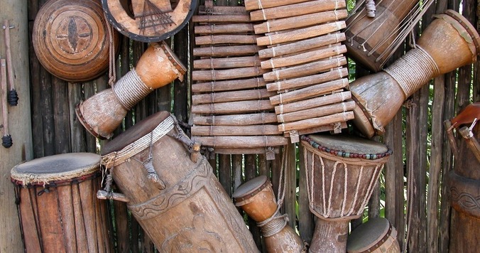 理屈抜きの楽しさ！　参加型エンターテインメント「ドラムストラック」