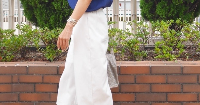 【おしゃれびとスナップ #11】知性と個性のあいだ。大人の夏ネイビー