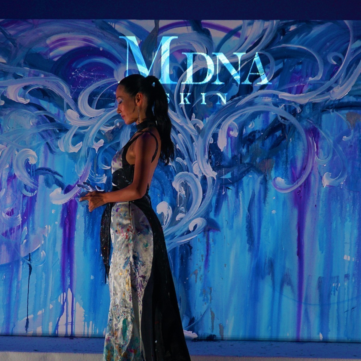 内側から美を追求する――"マドンナが共同開発"の「MDNA SKIN」新商品