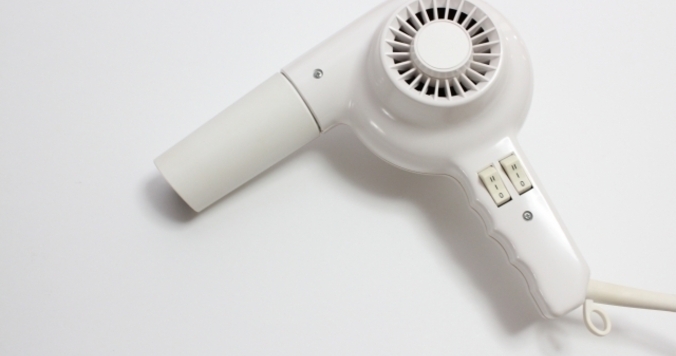 プロの美容師が推薦。選ぶならこのドライヤーがおすすめ