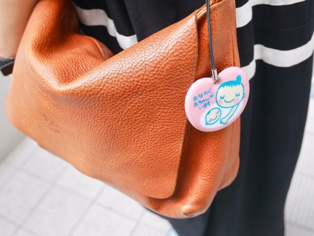 【おしゃれびとスナップ #15】マタニティでも諦めない、モダンなワンピース