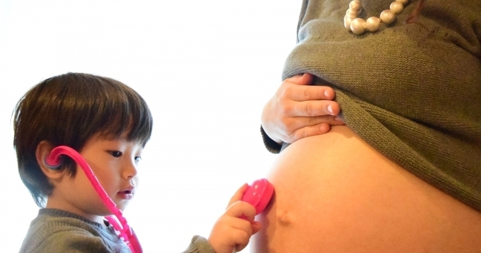 安定期でも注意したい、妊婦あるあるな症状【海外で、産む】