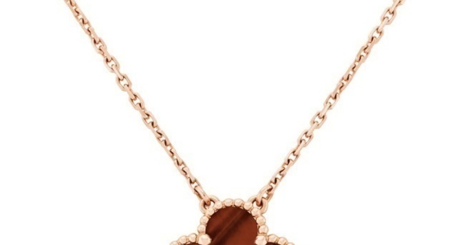 ヴァン クリーフ＆アーペル、ホリデーシーズン 限定ペンダントを発売開始