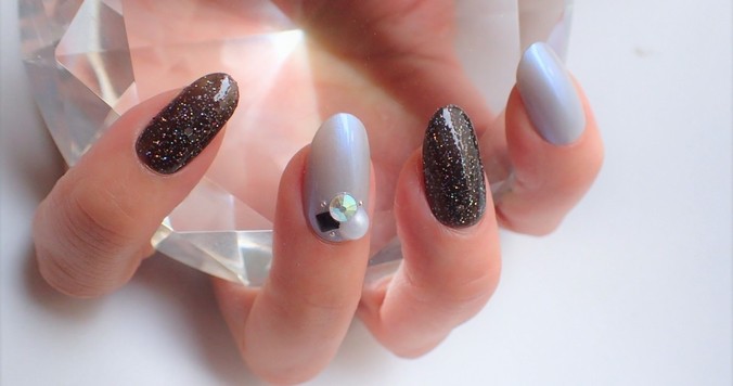 偏光パールネイルの簡単なやり方【マニキュアでセルフネイル】