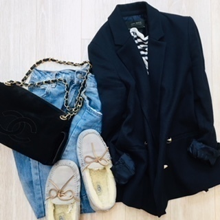 UGGモカシンシューズは少し高いけど超長持ち。1足あれば冬の幸せ度が上がります