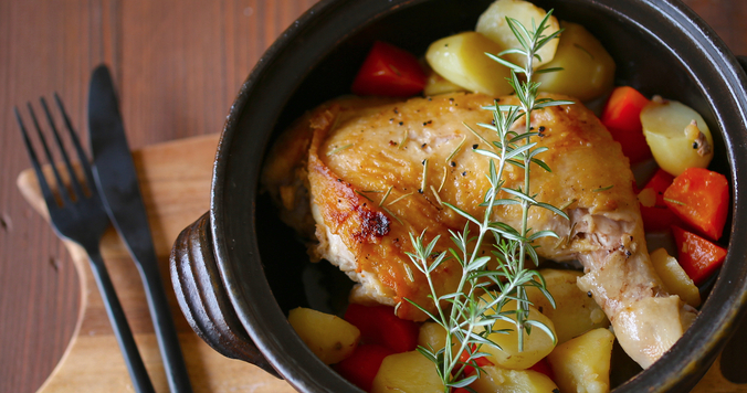 「土鍋ローストチキン」をクリスマスに作ろう！　オーブンいらずの簡単・美味メニュー