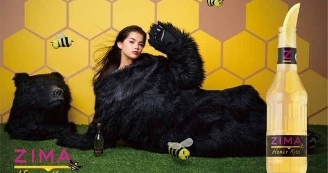 ZIMAにはちみつをミックスした「ZIMA Honey Kiss」を冬季限定発売