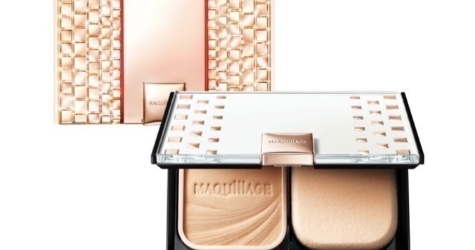 「キレイな素肌」を演出する、マキアージュの新パウダリーファンデーション