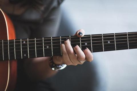 恋愛への力が抜けたとき、共通の趣味・音楽が出会いのきっかけに【疲れない出会い】