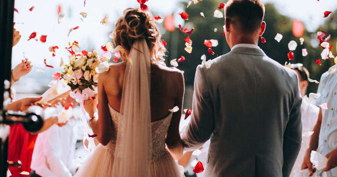 【恋愛心理テスト】あなたの結婚相手が見えてくる