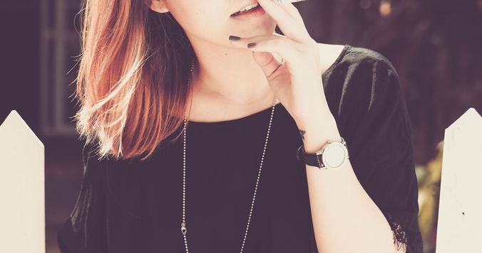 【斉藤章佳×中村うさぎ対談】私たちは痛みを抱えて生きている。「依存症」の根底にある”性の問題”