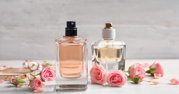 好感度アップには「初々しさ」を演出する香水がおすすめ