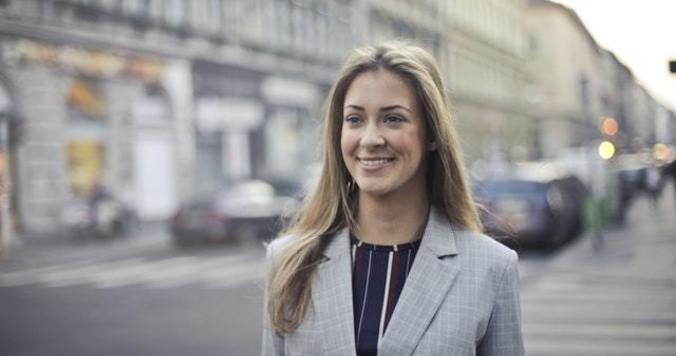 夫から「声が大きい」と言われて、耳が遠くなっていると気づいた話