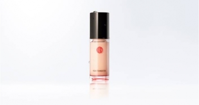 “素肌映え”する江原道のリキッドファンデがリニューアル