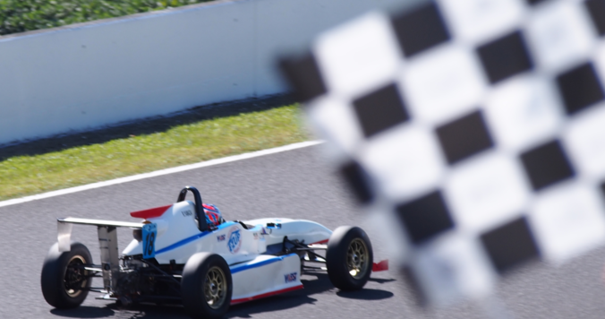 モータースポーツのスピード感をリアルに体験する３つの方法