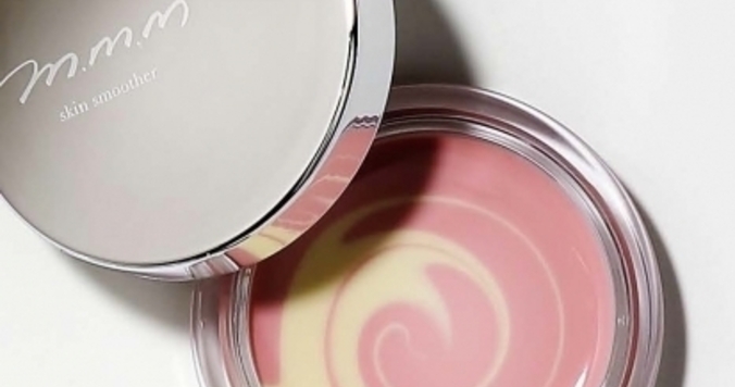 「塗るあぶらとり紙」と評判。m.m.mのスキンスムーザーがコスメキッチンでも取り扱い開始に