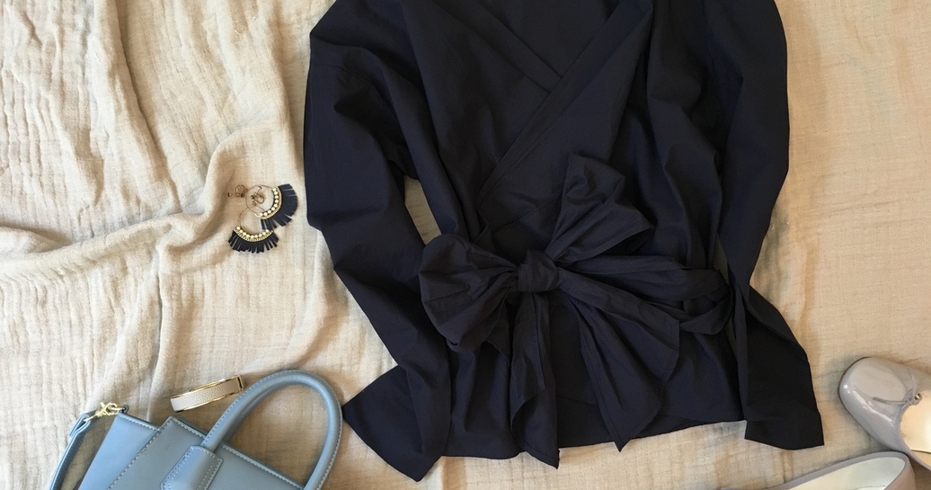 UNIQLO 2WAYカシュクールシャツは優秀。体型別「美シルエット」の作り方
