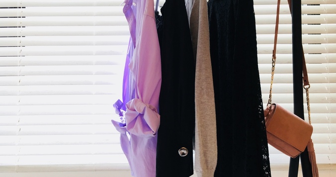 UNIQLOのレーススカートが大人上品。絶妙に艶っぽく仕上がります