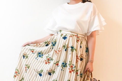 白トップスで細見えさせる３つの秘訣