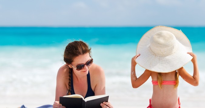 ピンクの稲妻が走ったお腹で、今年もビキニを着るよ【母でも妻でも、私＃12】